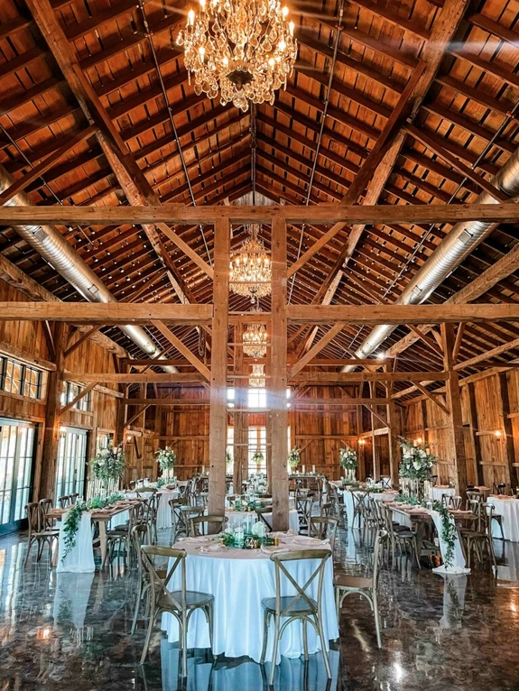 barn at bonner creek decorated interior